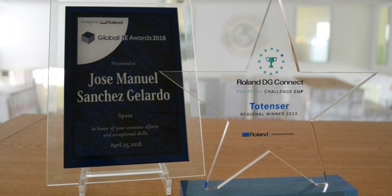 Totenser consigue la primera posición en el concurso para distribuidores Roland DG Connect European Challenge Cup